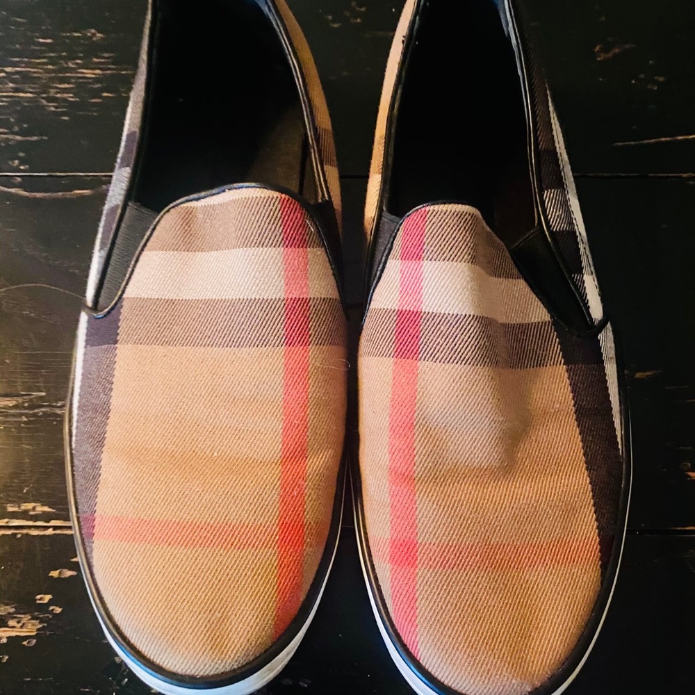 BURBERRY ladies shoes